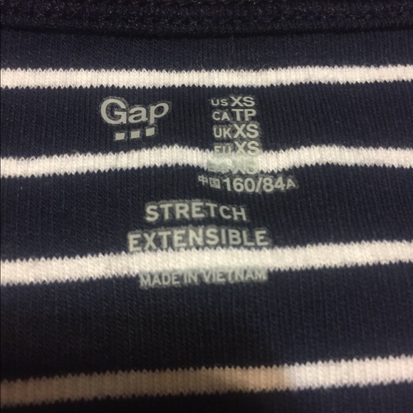 GAP Tank Top - Picture 2 of 3